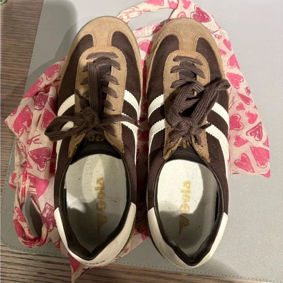 RARE! Like New! Gola Tornado Sneakers size 10 US - Picture 7 of 8